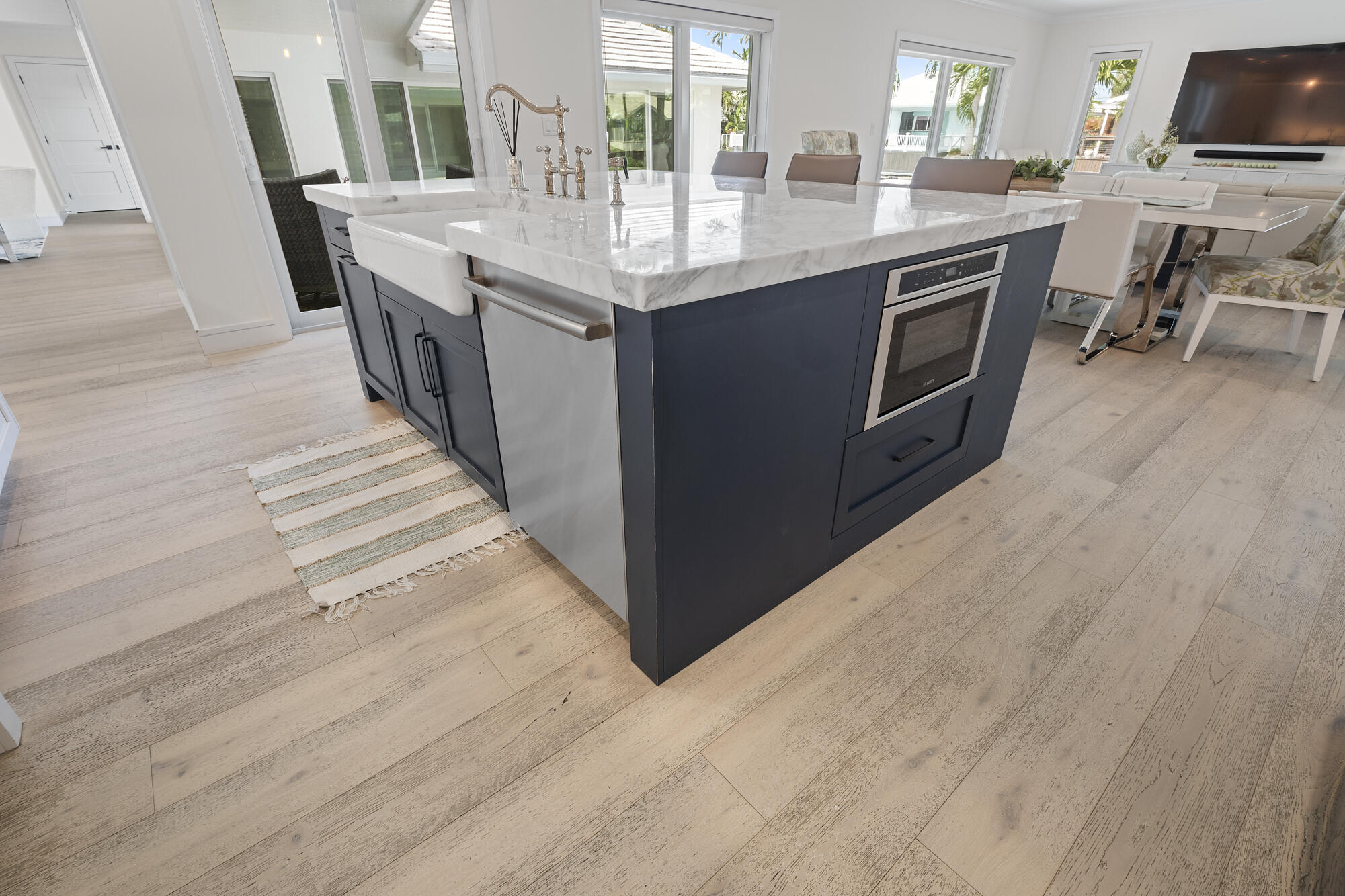 943 Pepperridge Terrace Boca Raton, FL 33486 - Photo 16 of 85 KItchen Island