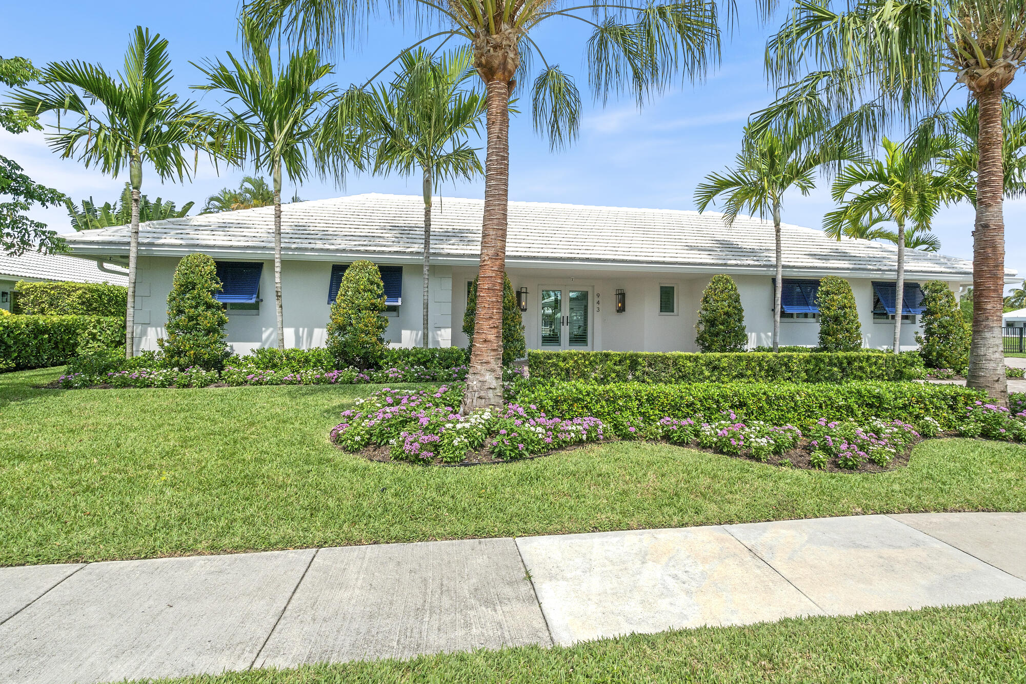 943 Pepperridge Terrace Boca Raton, FL 33486 - Photo 2 of 85 Beautiful Front Curb Appeal