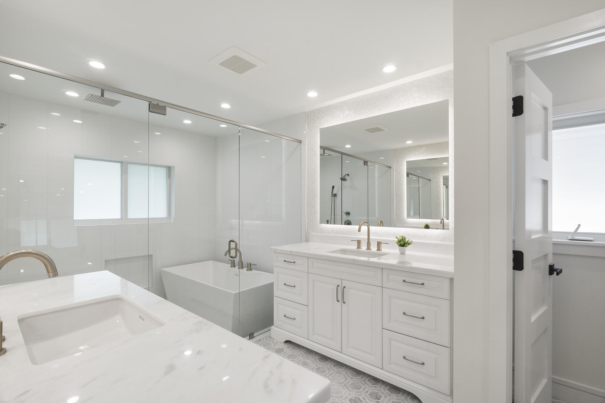 943 Pepperridge Terrace Boca Raton, FL 33486 - Photo 27 of 85 Primary Double Vanity Bathroom