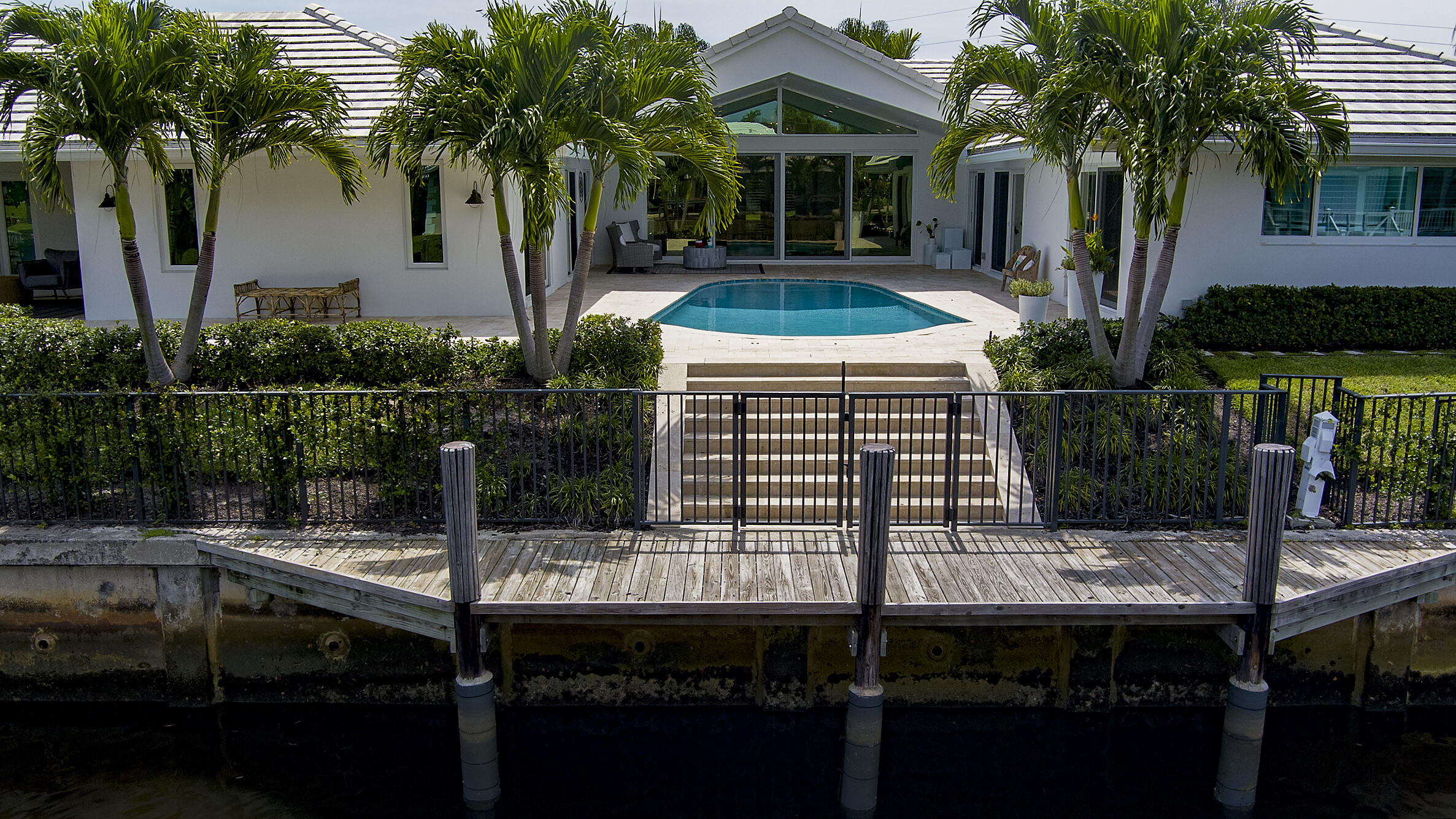 943 Pepperridge Terrace Boca Raton, FL 33486 - Photo 57 of 85 30 ft Boat Dock w/ water & Power