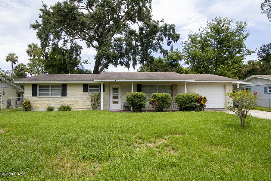 1011 Cherokee Ranch Road Holly Hill, FL 32117 - Photo 5 of 26 1011-Cherokee-Ranch-Exterior-Front-Web_0