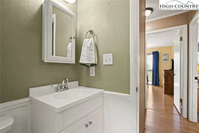 $218,900 | 101 Upper Holiday Lane, Unit H333, Beech Mountain, NC 28604