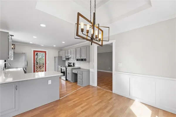 $375,000 | 1440 West Prairie Terrace, Olathe, KS 66061