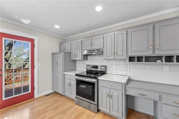 $375,000 | 1440 West Prairie Terrace, Olathe, KS 66061