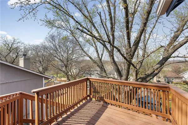 $375,000 | 1440 West Prairie Terrace, Olathe, KS 66061