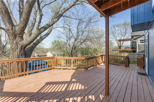$375,000 | 1440 West Prairie Terrace, Olathe, KS 66061