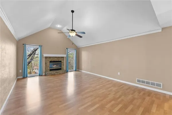 $375,000 | 1440 West Prairie Terrace, Olathe, KS 66061