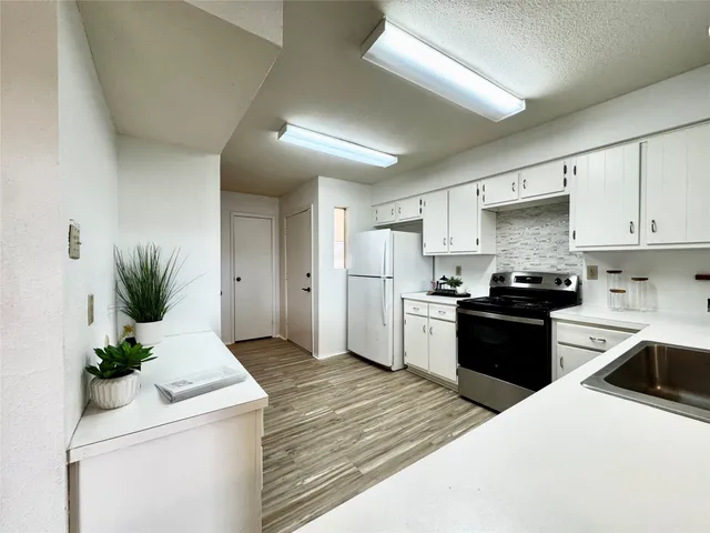 $125,000 | 14515 Wunderlich Drive, Unit 102, Houston, TX 77069
