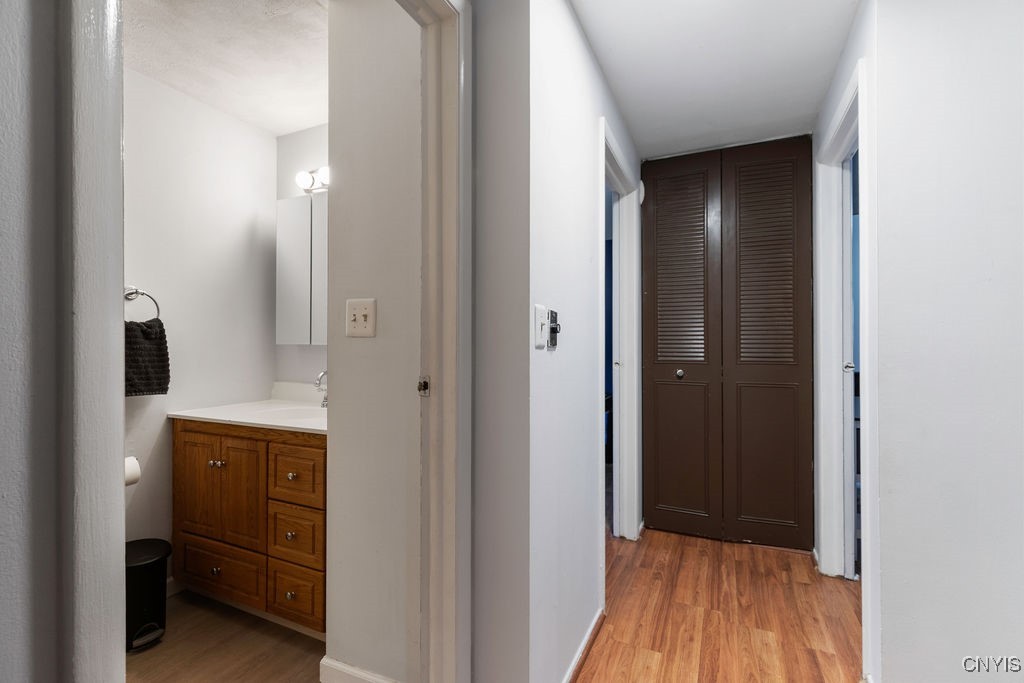 13 Kingman Road Clay, NY 13090 - Photo 16 of 37