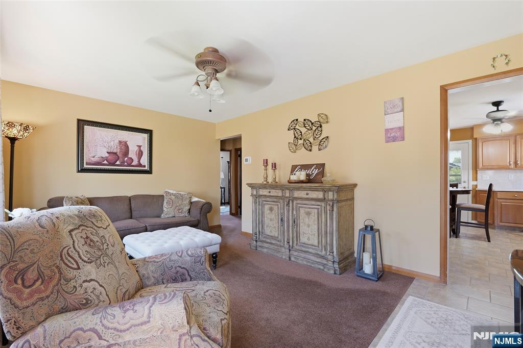 29 Corsi Road Bloomfield, NJ 07003 - Photo 4 of 31