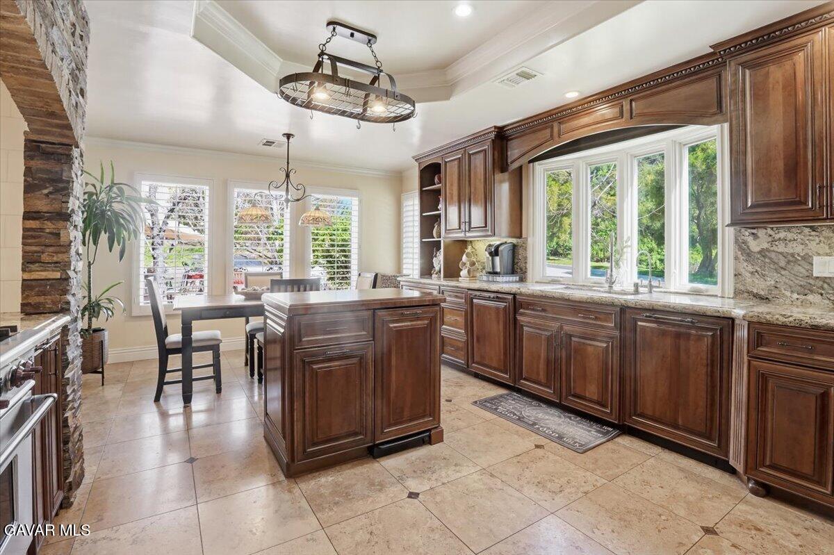 27139 Crystal Springs Road Canyon Country, CA 91387 - Photo 13 of 61 029-DSC08721