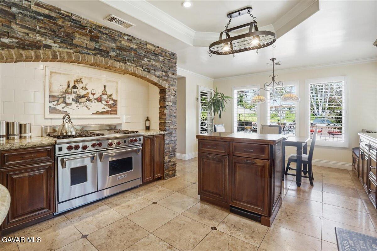 27139 Crystal Springs Road Canyon Country, CA 91387 - Photo 17 of 61 106-DSC08703