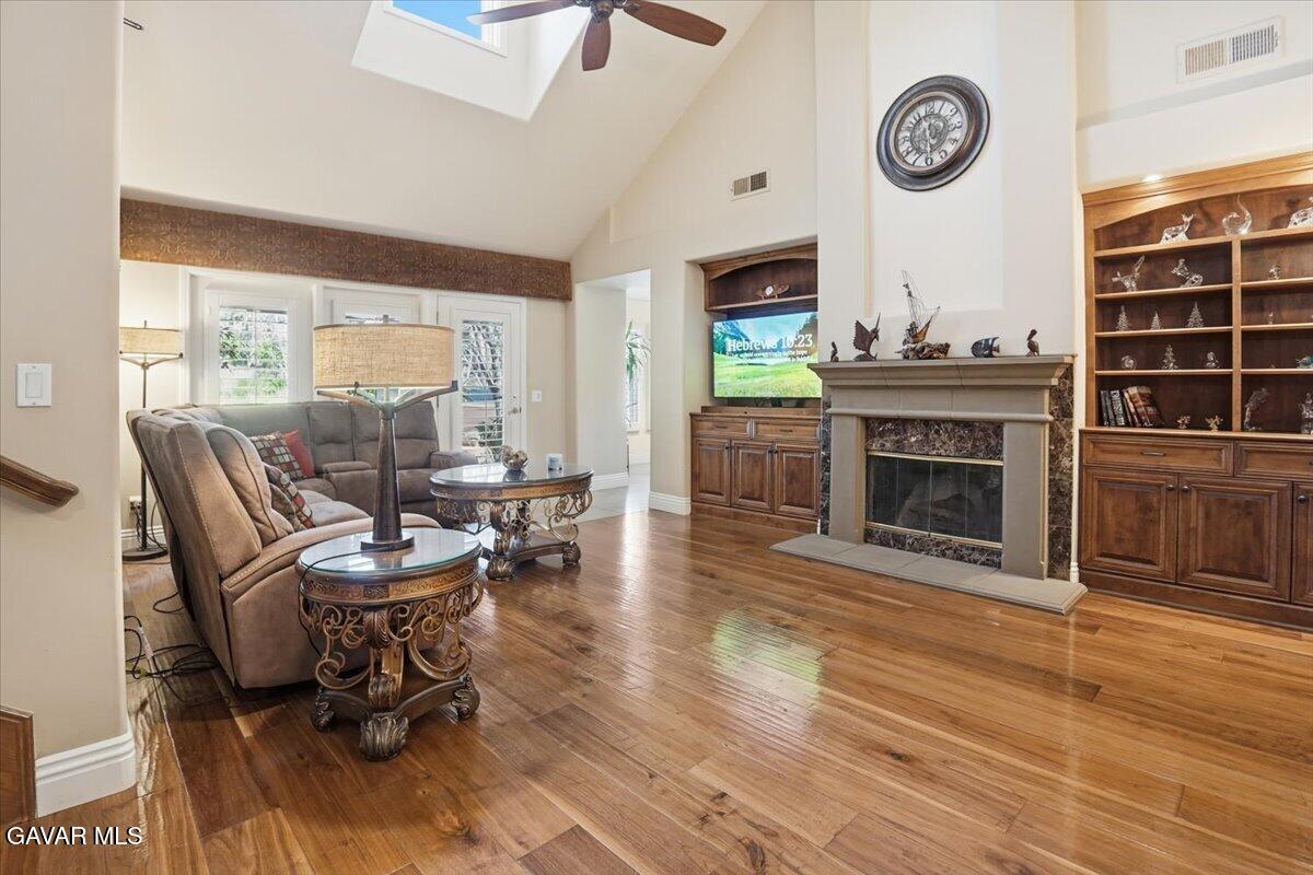 27139 Crystal Springs Road Canyon Country, CA 91387 - Photo 18 of 61 034-DSC08777