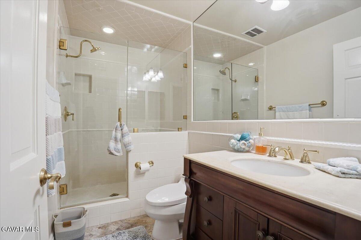 27139 Crystal Springs Road Canyon Country, CA 91387 - Photo 27 of 61 070-DSC08795