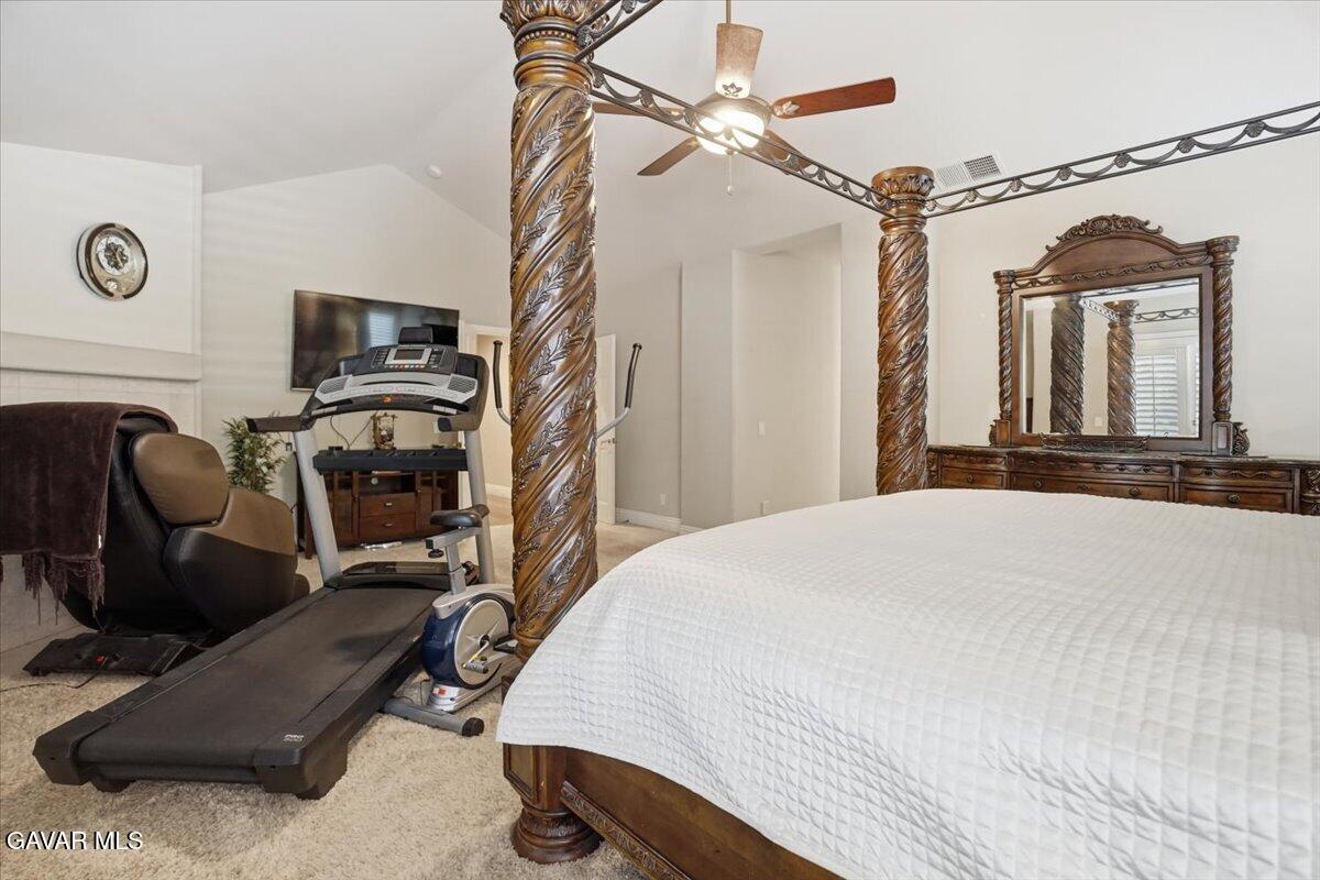 27139 Crystal Springs Road Canyon Country, CA 91387 - Photo 35 of 61 057-DSC08843
