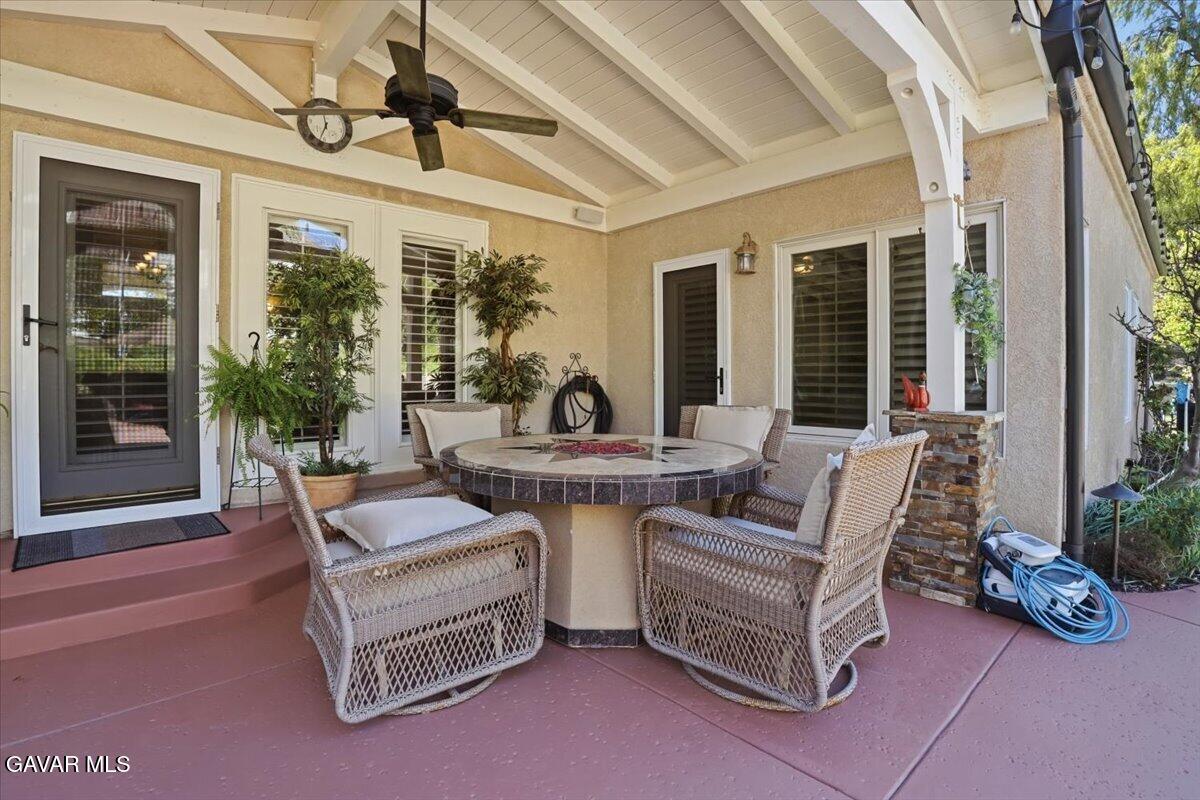 27139 Crystal Springs Road Canyon Country, CA 91387 - Photo 42 of 61 075-DSC09037