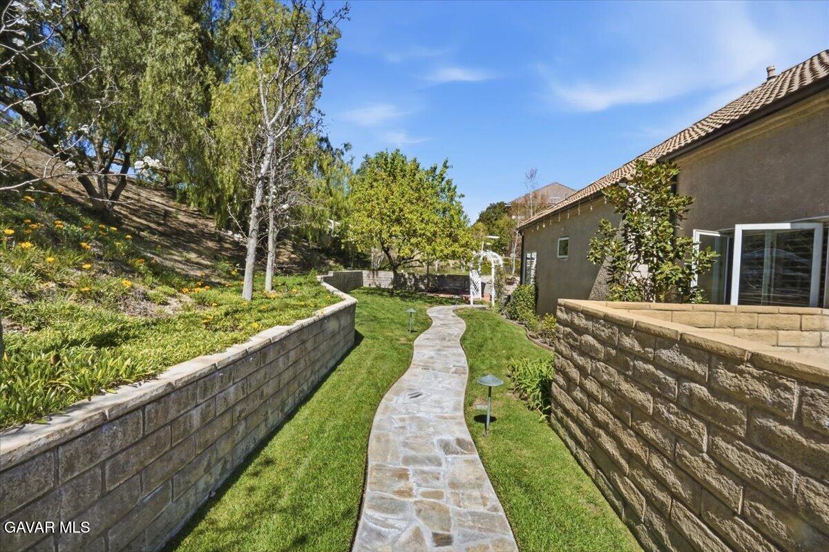 27139 Crystal Springs Road Canyon Country, CA 91387 - Photo 55 of 61 095-DSC08954