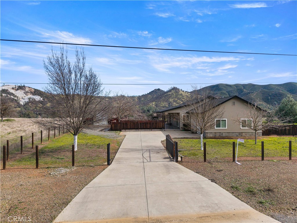 2442 River View Road Clearlake Oaks, CA 95423 - Photo 2 of 46