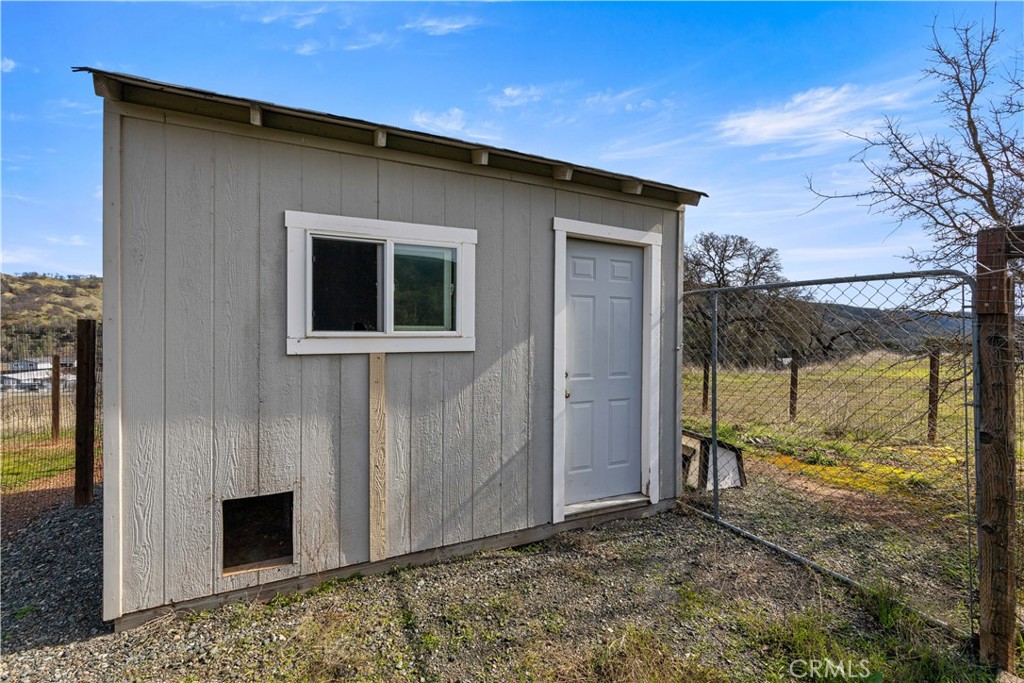 2442 River View Road Clearlake Oaks, CA 95423 - Photo 38 of 46