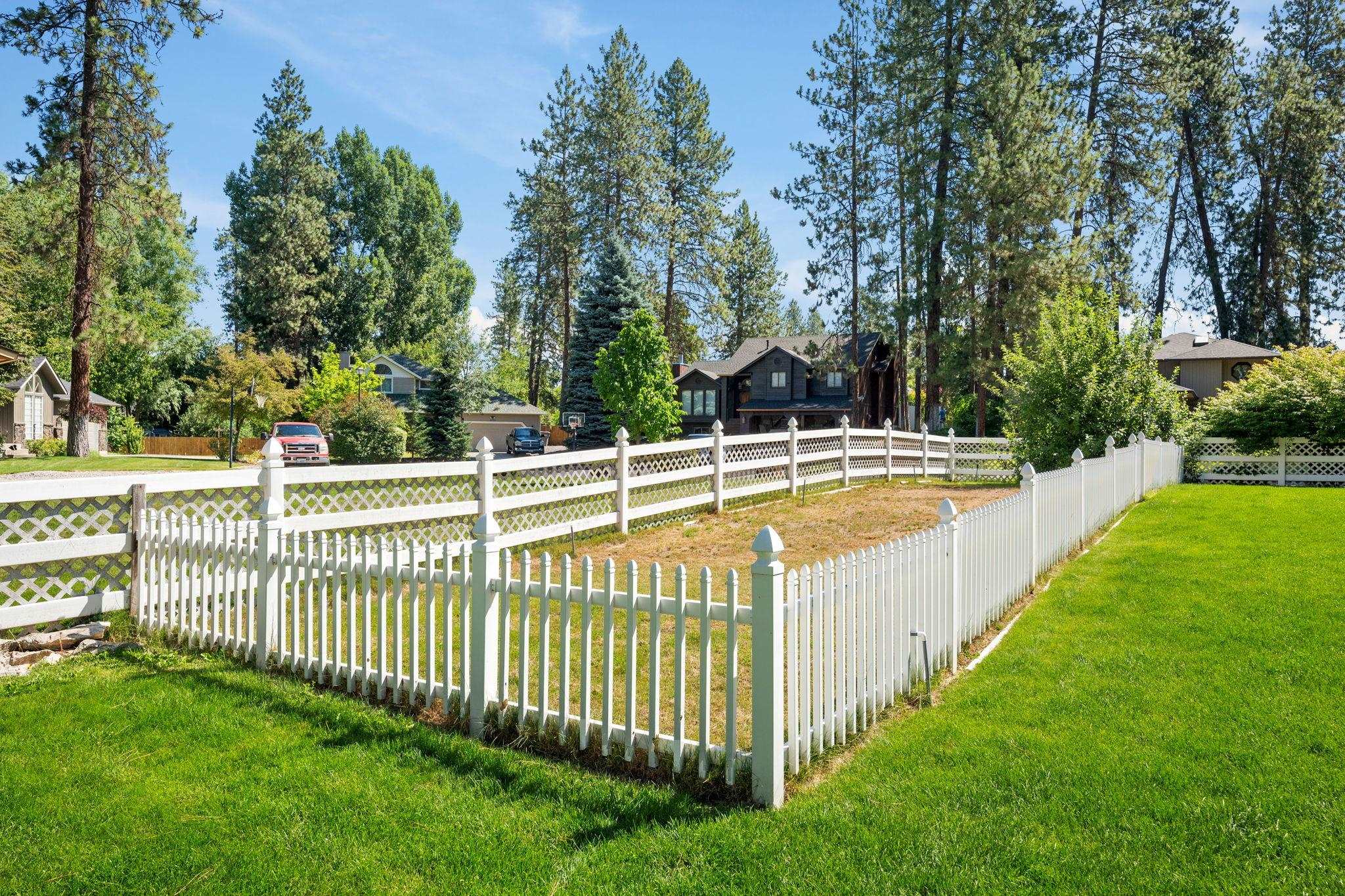 4927 East Greenleaf Avenue Mead, WA 99021 - Photo 33 of 43