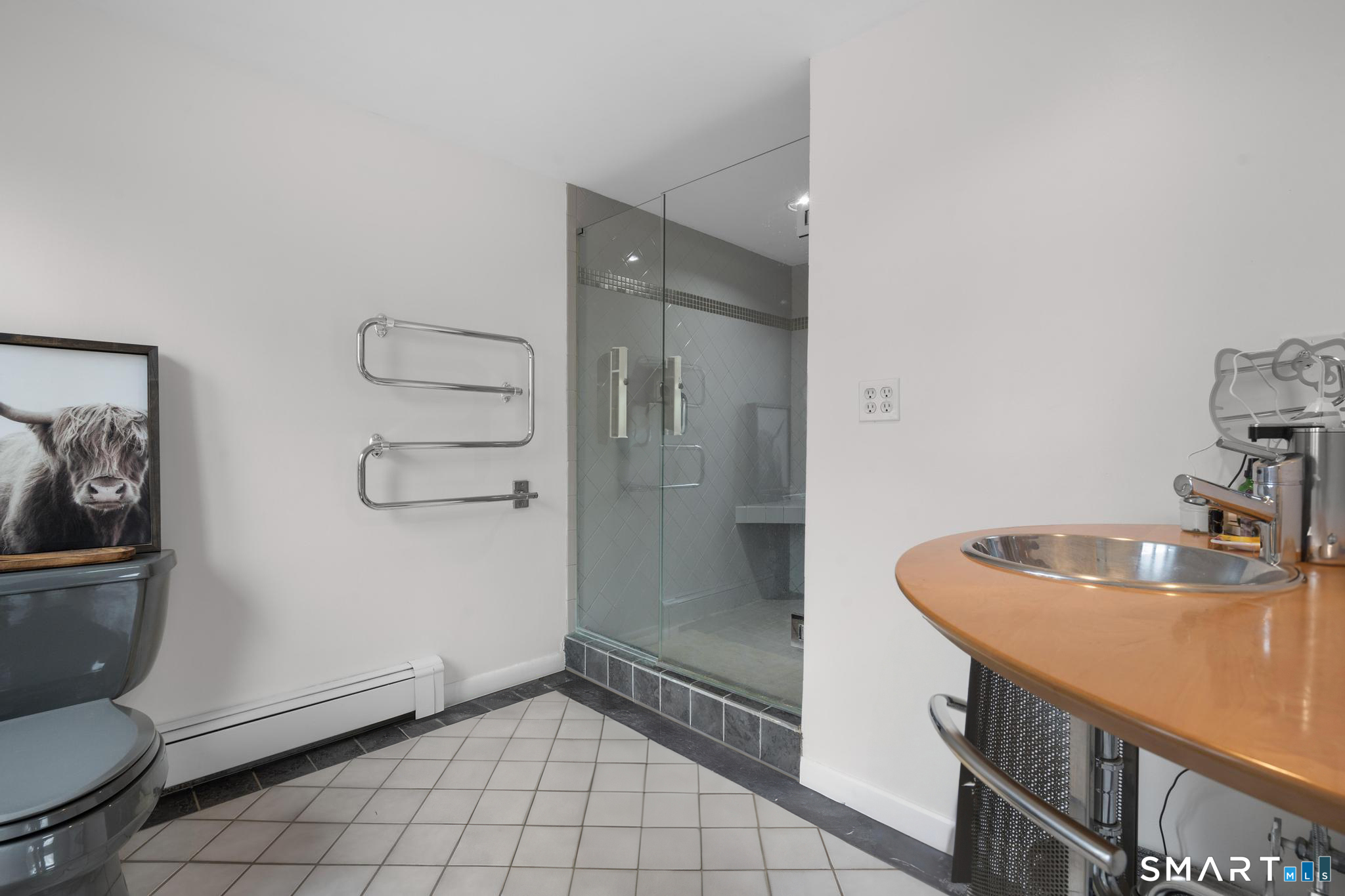 57 Gray Rock Road Trumbull, CT 06611 - Photo 20 of 40 Primary En Suite Bathroom
