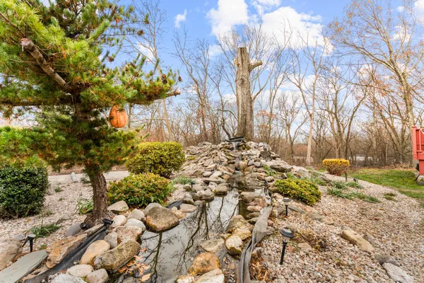 $1,299,999 | 57 Gray Rock Road, Trumbull, CT 06611