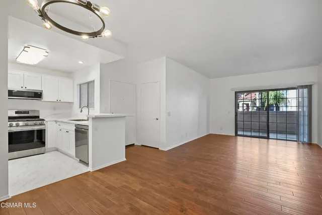 $629,000 | 2304 Archwood Lane, Unit 92, Simi Valley, CA 93063