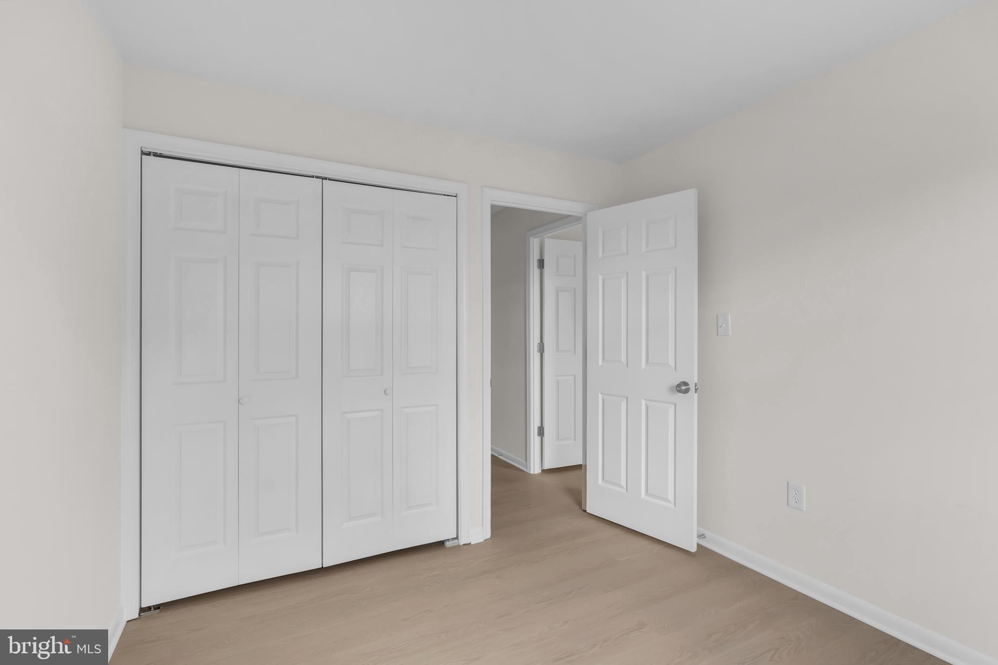 26 Timber Rock Road Gaithersburg, MD 20878 - Photo 15 of 35 Bedroom