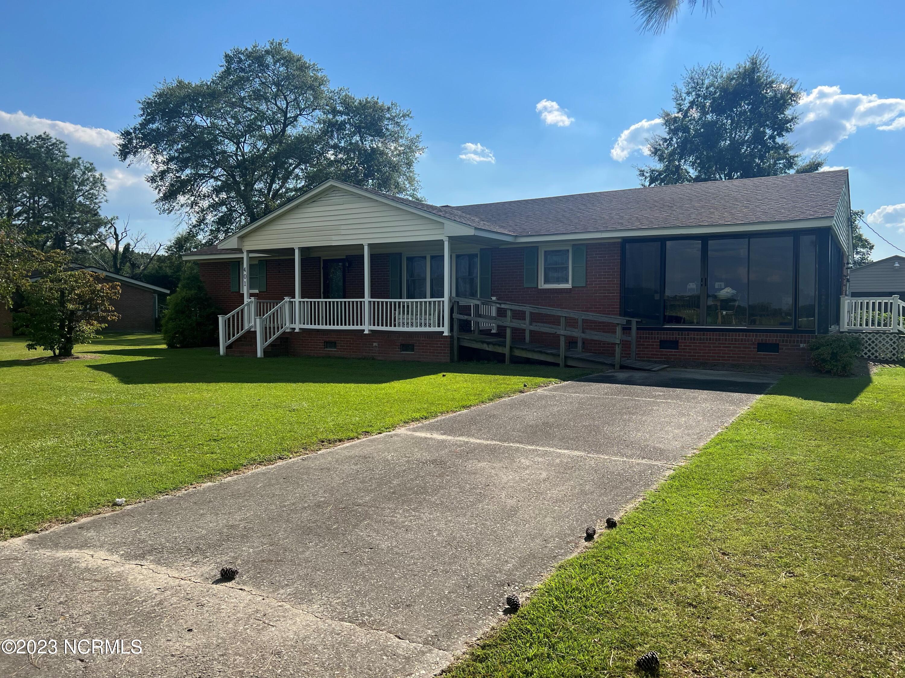 401 North Main Street Roxobel, NC 27872 - Photo 1 of 20 Minton L-4832