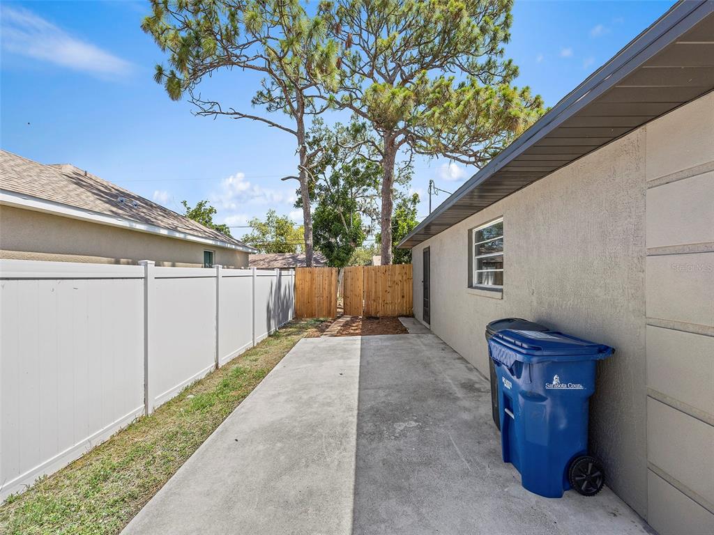 836 Citrus Road Venice, FL 34293 - Photo 23 of 26