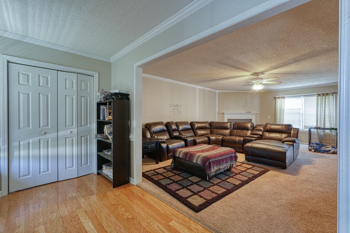 517 Goldstone Lane Boiling Springs, SC 29316 - Photo 2 of 31