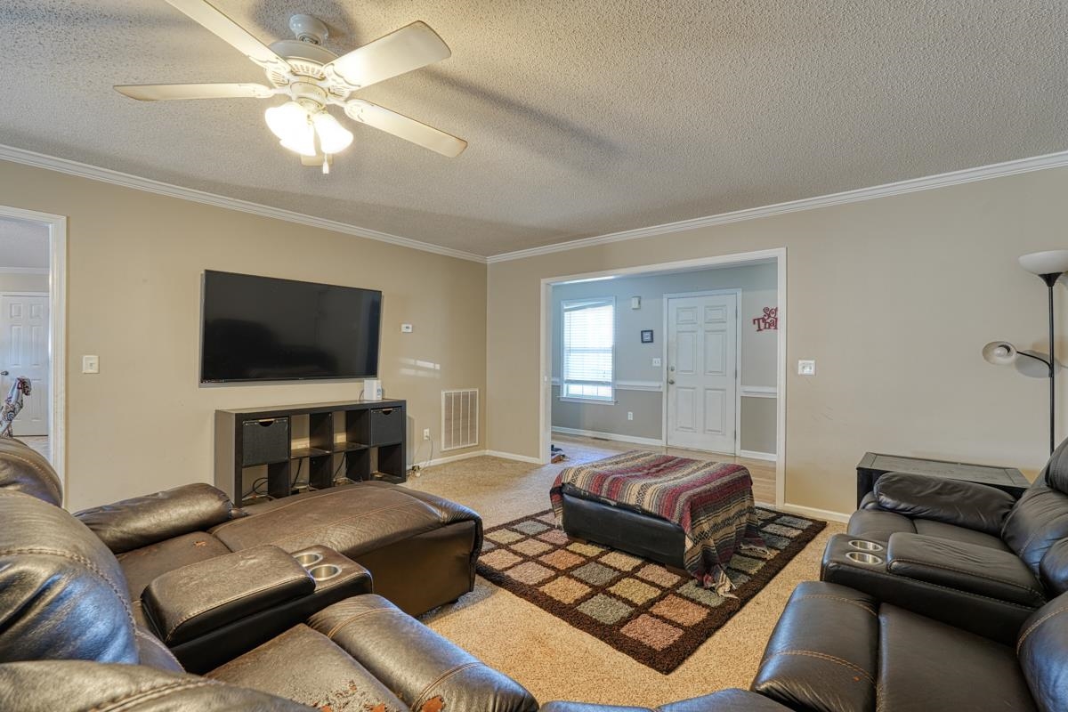 517 Goldstone Lane Boiling Springs, SC 29316 - Photo 5 of 31