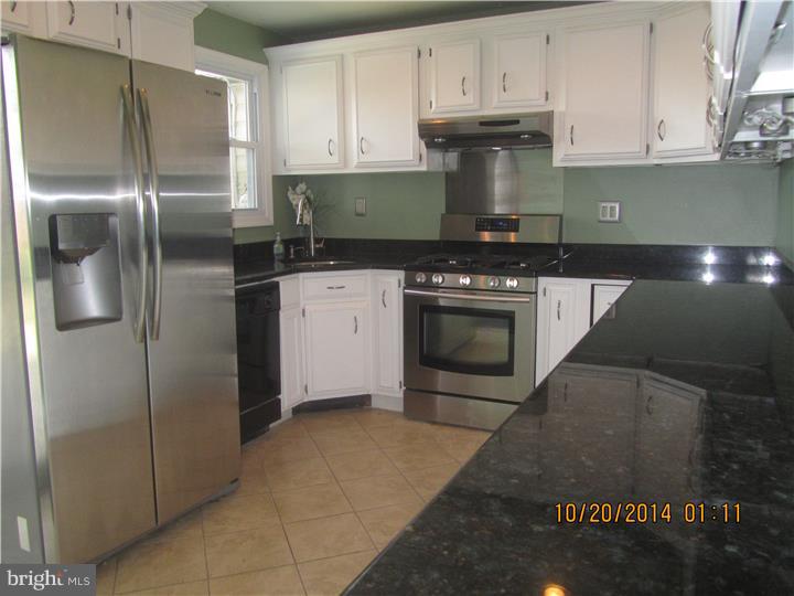 153 Wistar Road Fairless Hills, PA 19030 - Photo 7 of 25 Kitchen