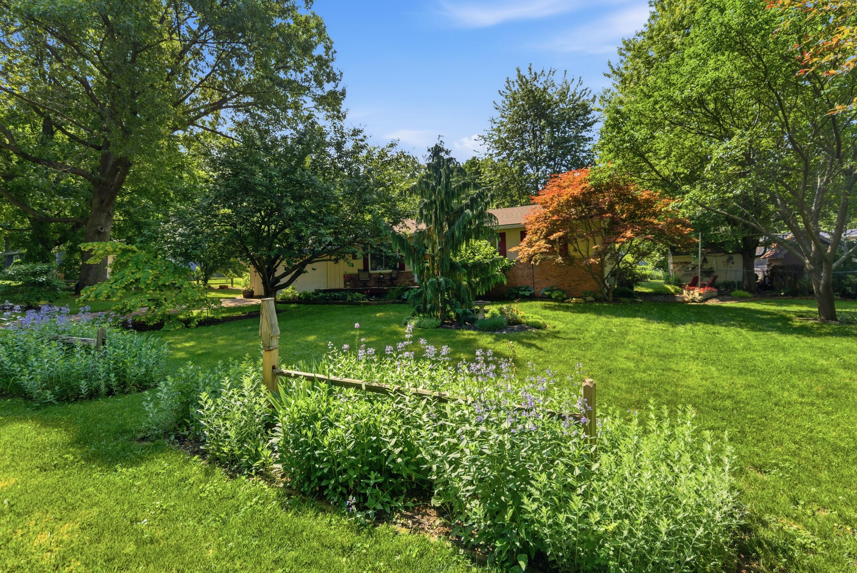2452 Moore Place Howell, MI 48843 - Photo 29 of 48 47-DSC07280