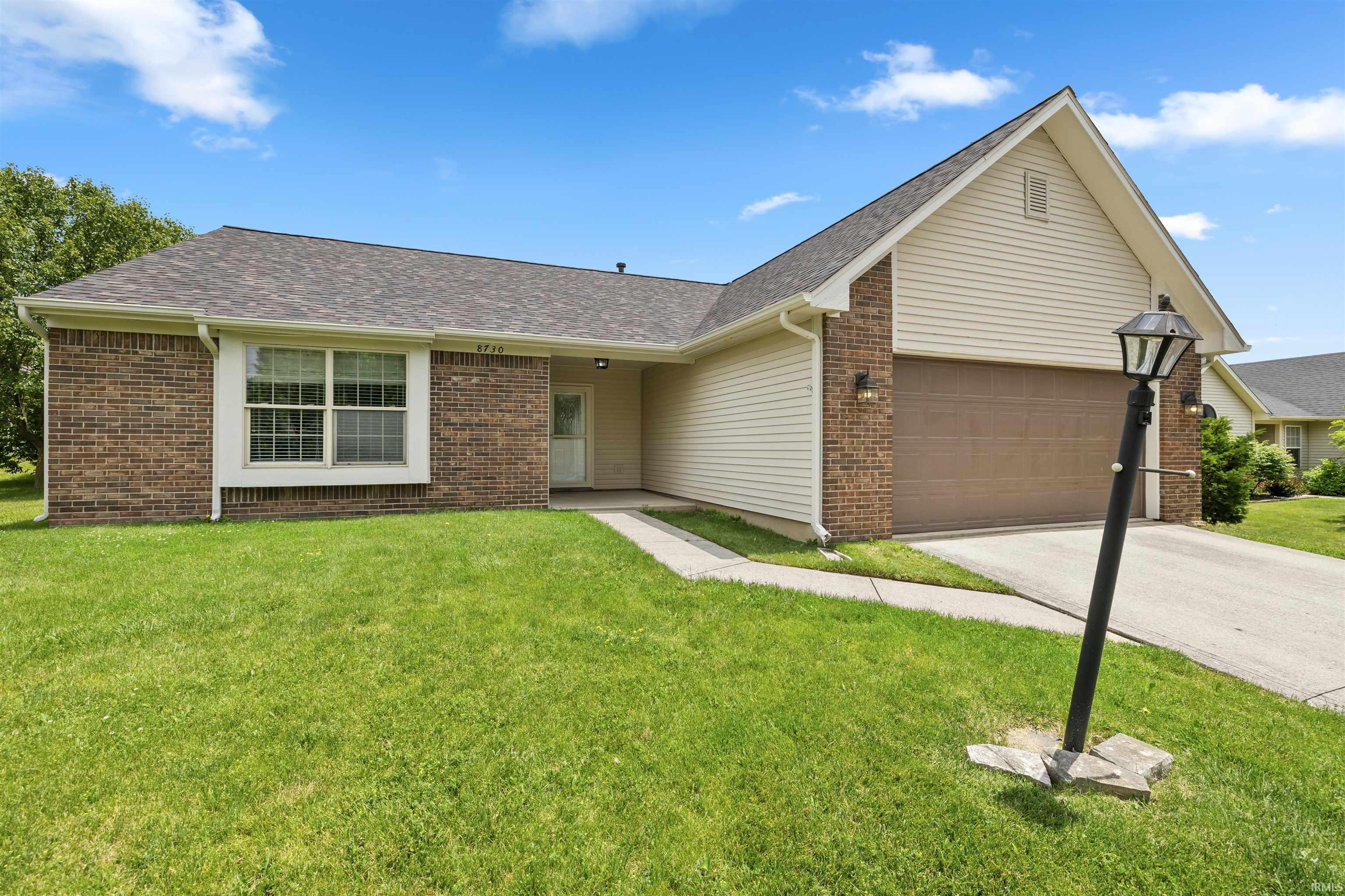 8730 Snowgoose Lane Fort Wayne, IN 46825 - Photo 3 of 29