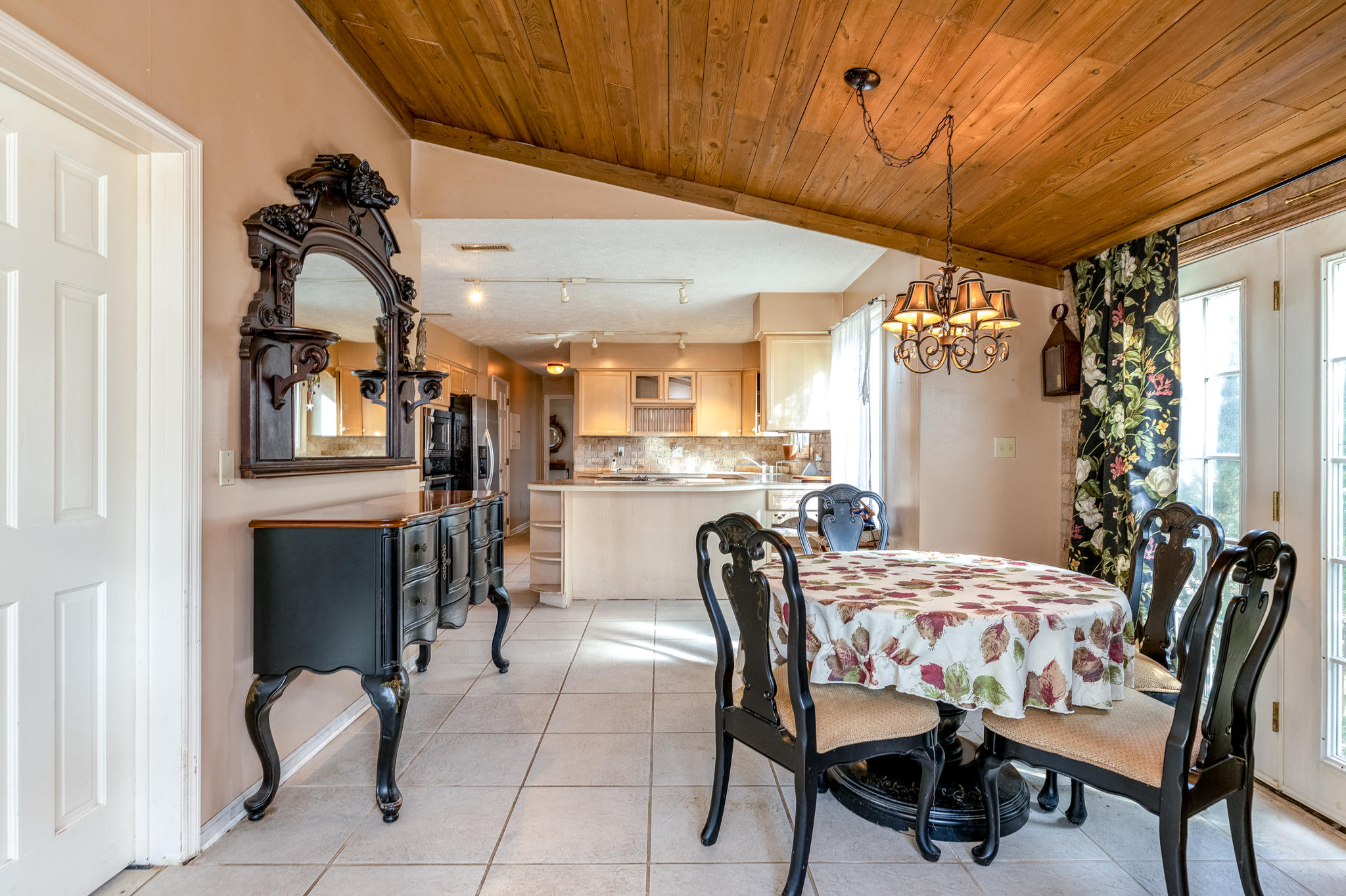3461 Rocky Point Road Springfield, OH 45502 - Photo 13 of 43 Gallery Image 13