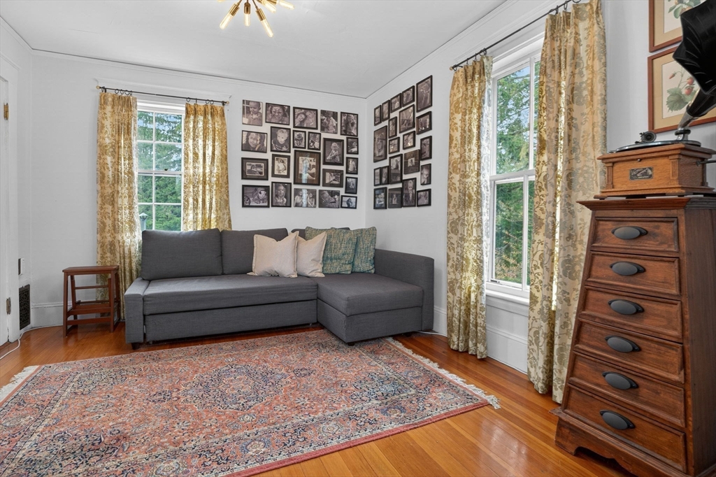 642 Worcester Street Wellesley, MA 02482 - Photo 22 of 34
