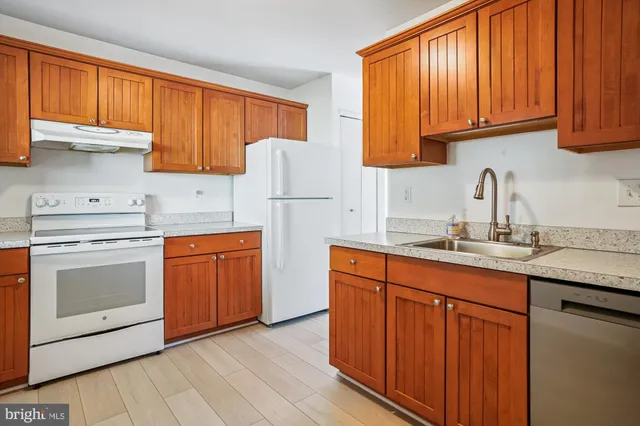 $395,000 | 1071 Cedar Ridge Court, Annapolis, MD 21403