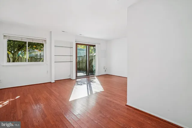 $395,000 | 1071 Cedar Ridge Court, Annapolis, MD 21403