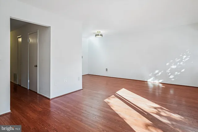 $395,000 | 1071 Cedar Ridge Court, Annapolis, MD 21403