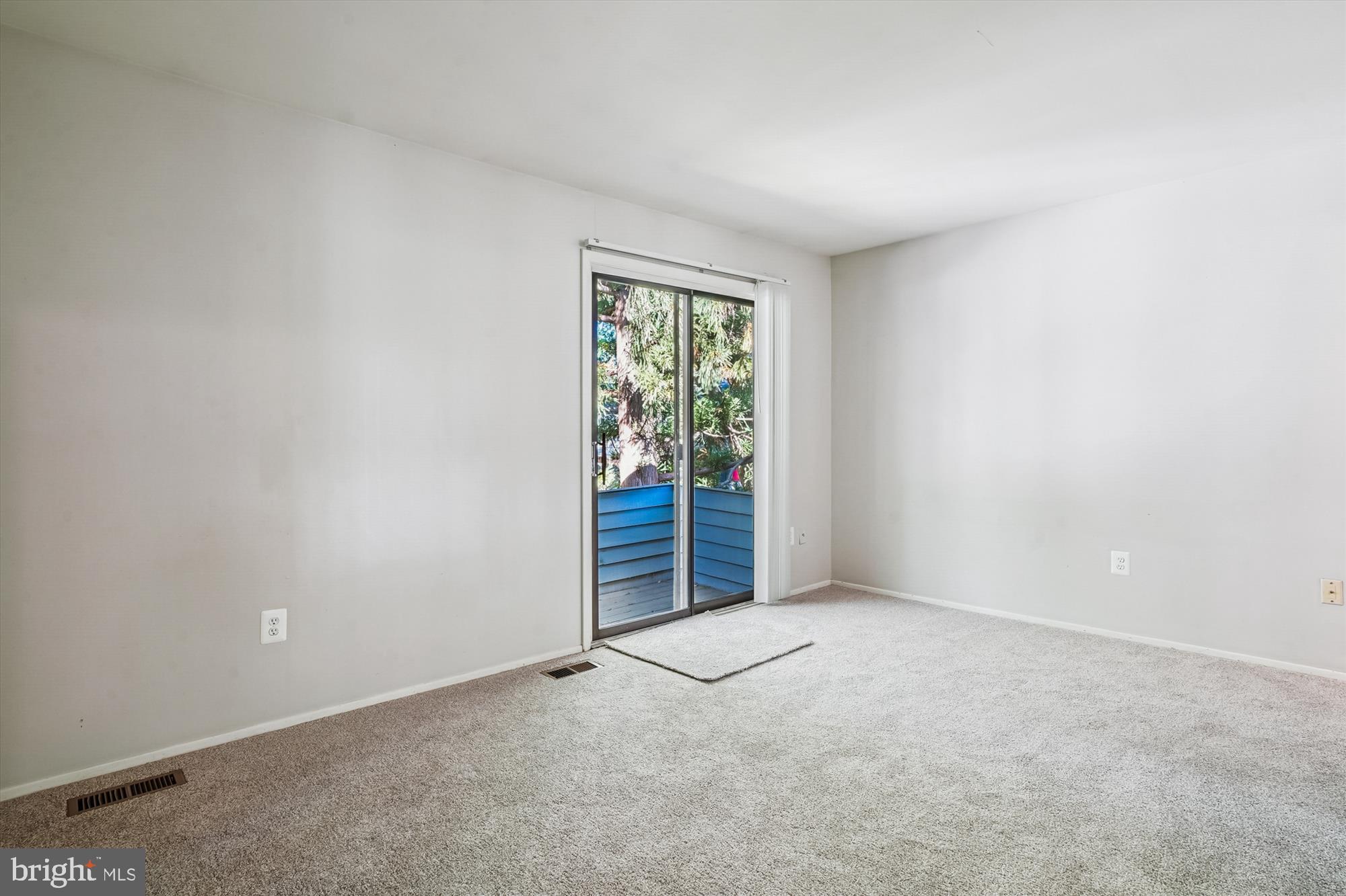 1071 Cedar Ridge Court Annapolis, MD 21403 - Photo 24 of 41 Primary BR w/ view of balcony