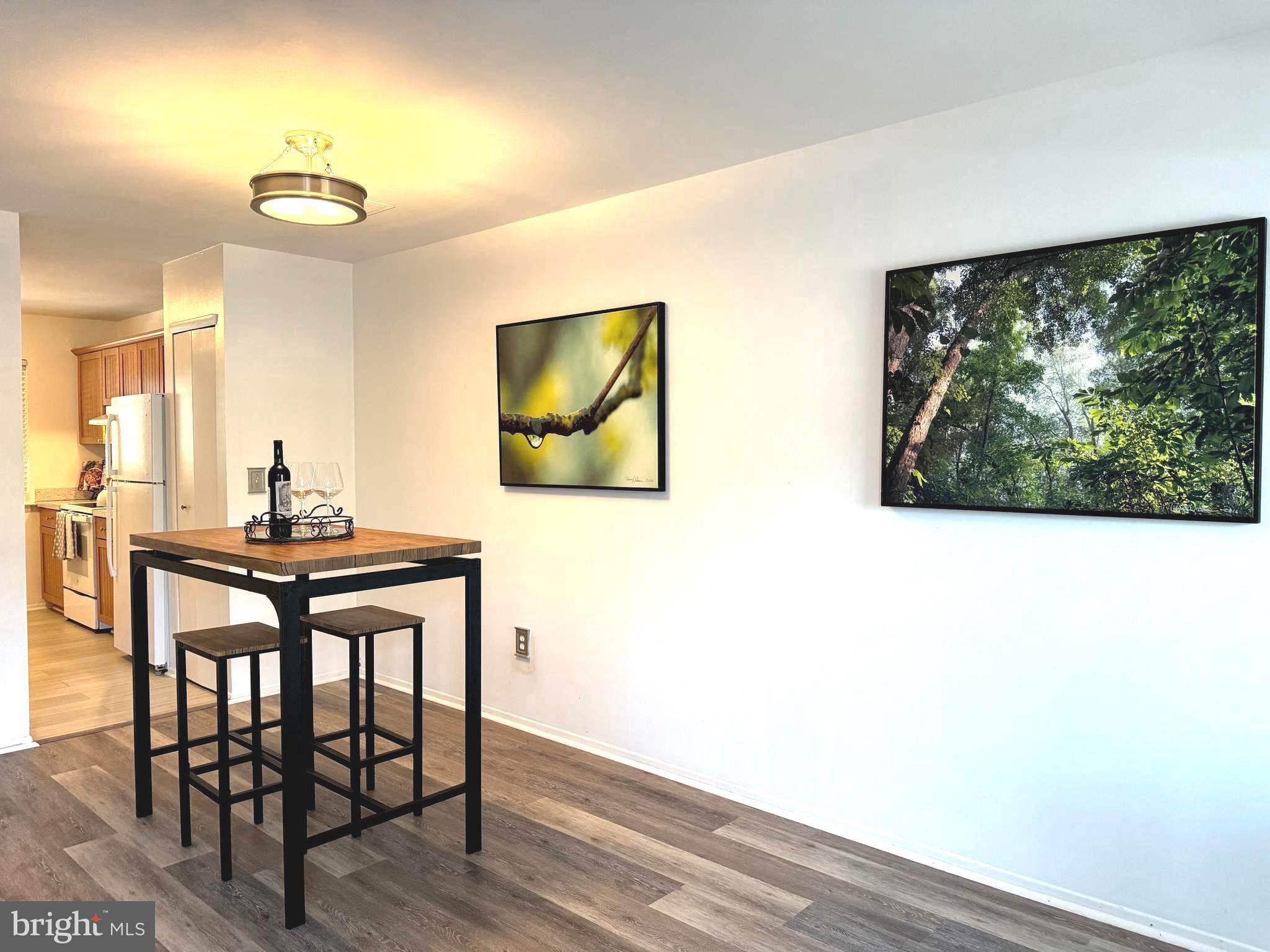 1071 Cedar Ridge Court Annapolis, MD 21403 - Photo 3 of 41 Dining area flows into Living Room