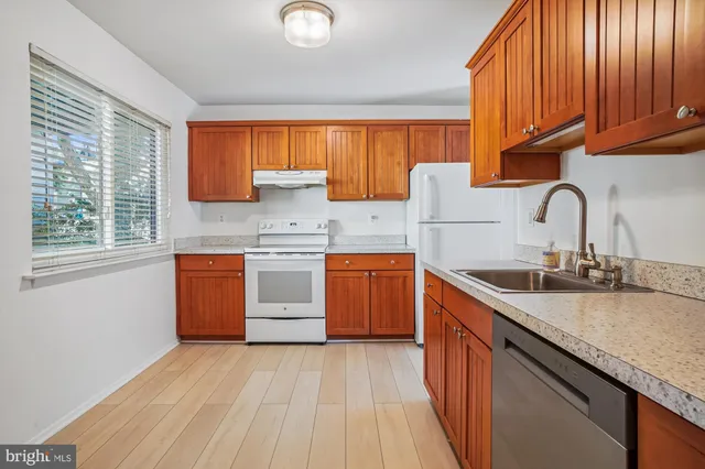 $395,000 | 1071 Cedar Ridge Court, Annapolis, MD 21403