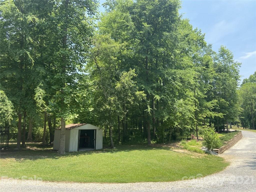 433 Foster Lake Road Blacksburg, SC 29702 - Photo 34 of 40 a view of a backyard