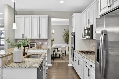 $495,000 | 109 Willow View Lane, Apex, NC 27539