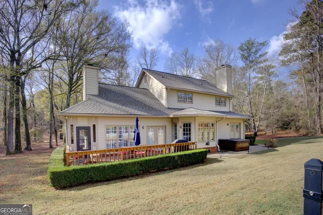 $675,000 | 90 Cove Lane, Social Circle, GA 30025