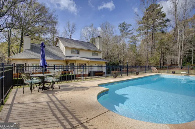 $675,000 | 90 Cove Lane, Social Circle, GA 30025