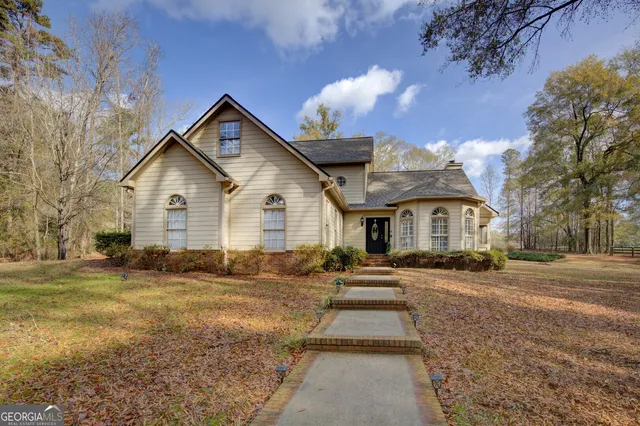 $675,000 | 90 Cove Lane, Social Circle, GA 30025