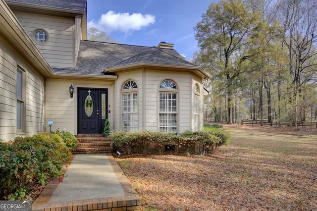 $675,000 | 90 Cove Lane, Social Circle, GA 30025
