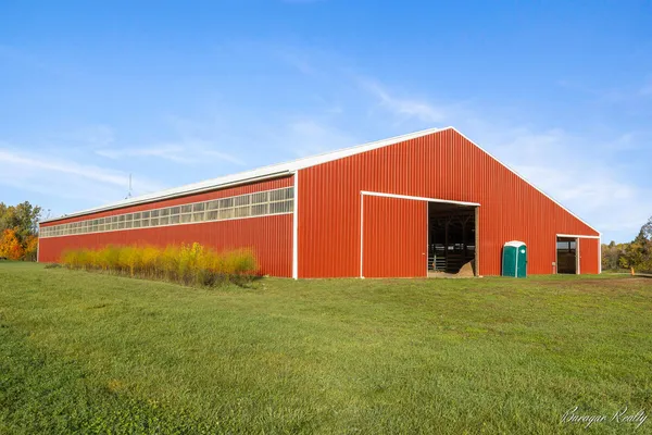 $400,000 | 13806 South Locust Avenue, Sand Lake, MI 49343